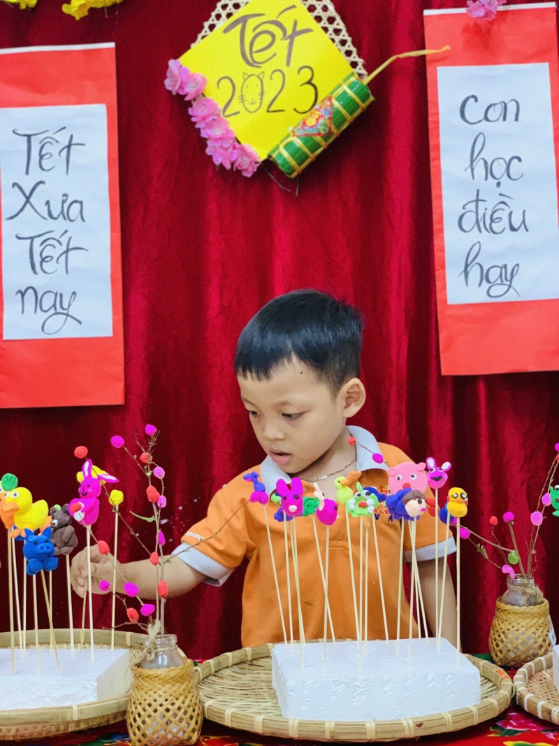 hoat dong trang tri tet   nan to he la 1