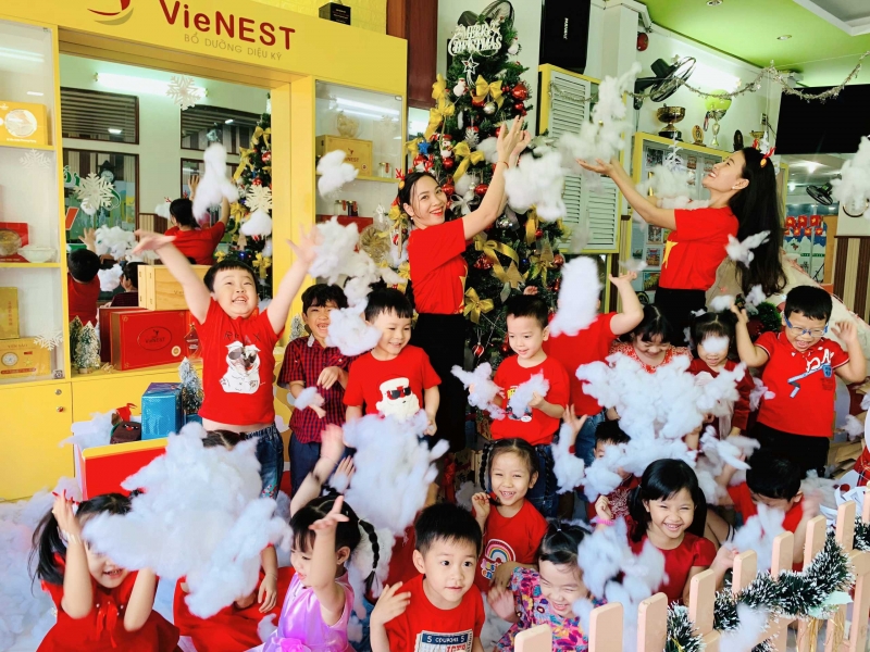 vui choi noel tai truong viet my   choi 3