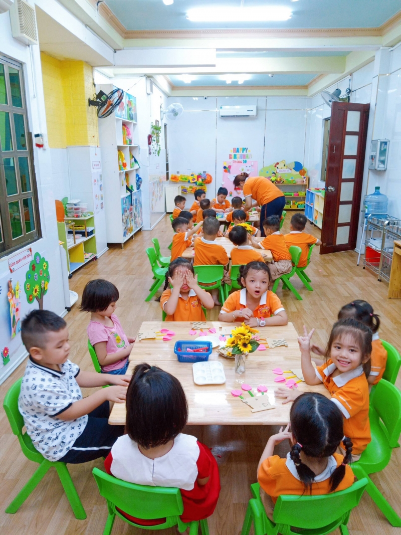Dán hoa tặng Mẹ 20/10 | Chồi 2 Dán Hoa Tặng Mẹ 20/10 | Chồi 2
