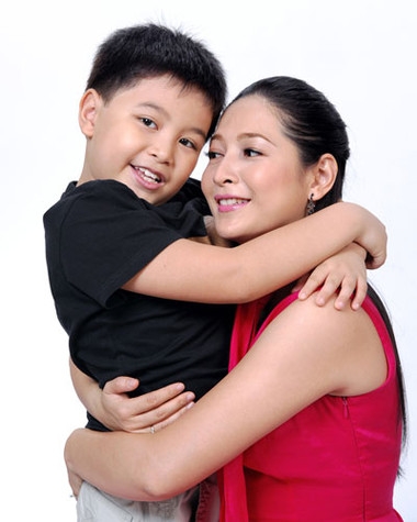 cach the hien tinh cam cua cha me cung can phai tinh tao